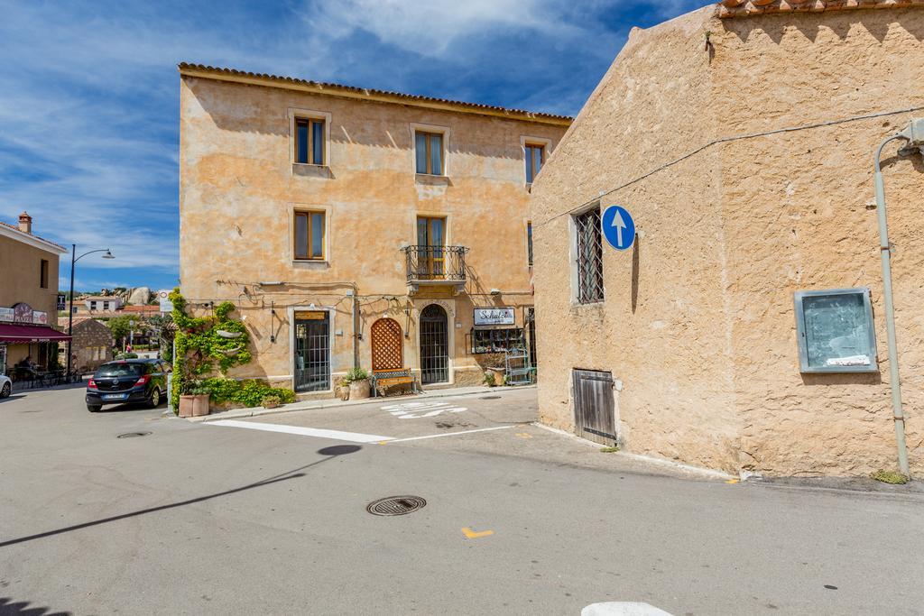 Palazzo Beddoro Leilighet San Pantaleo Eksteriør bilde